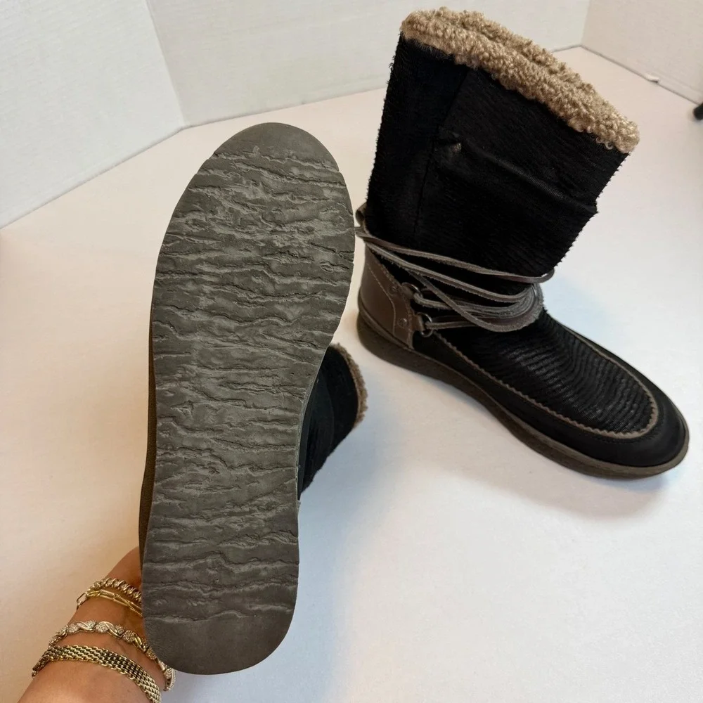 OTBT black brown